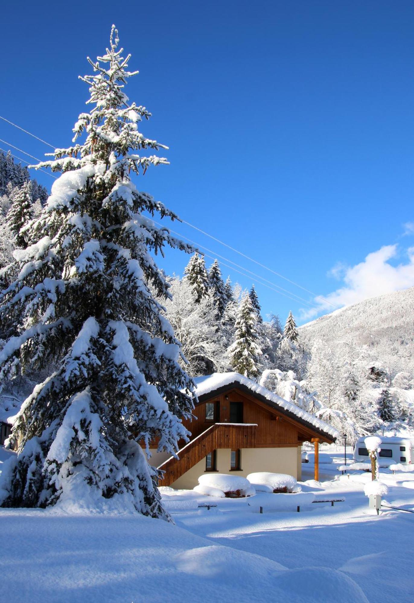 Chalet Presanella Temu Exterior photo