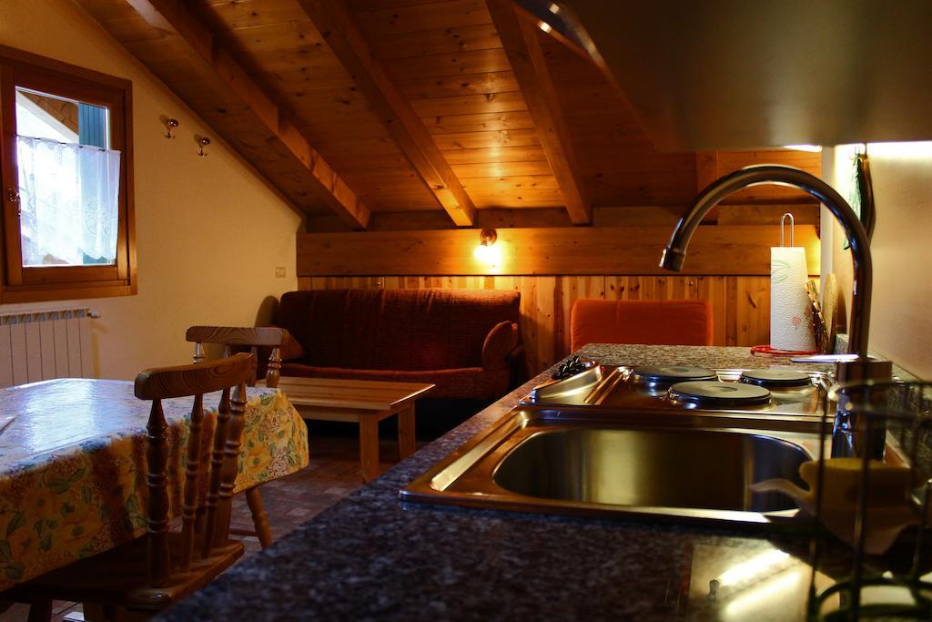 Chalet Presanella Temu Exterior photo